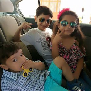 Meet your Posher, Inas